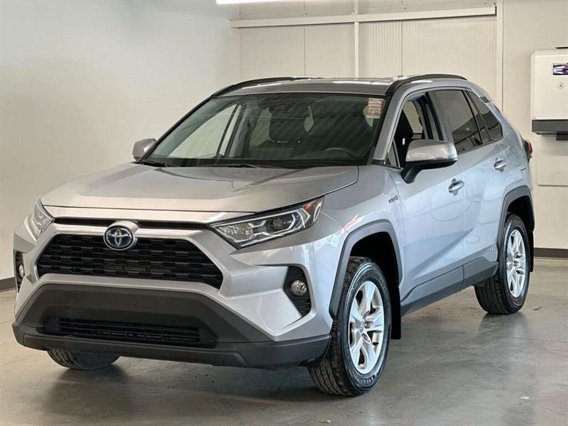 Toyota RAV4 Hybrid XLE 2019